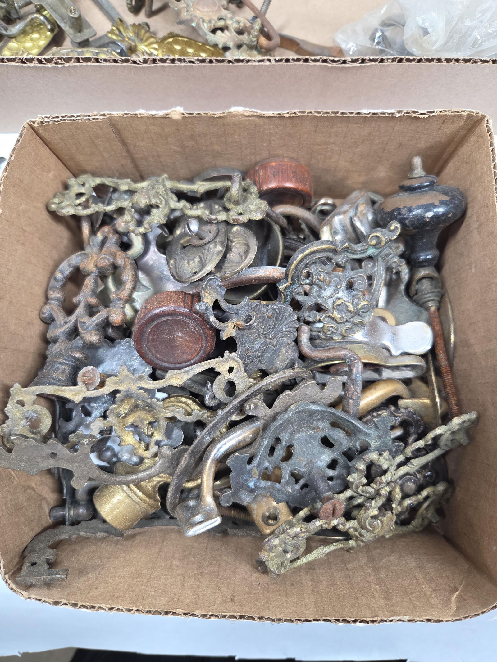 Victorian Brass Door Hardware & Knobs - 4