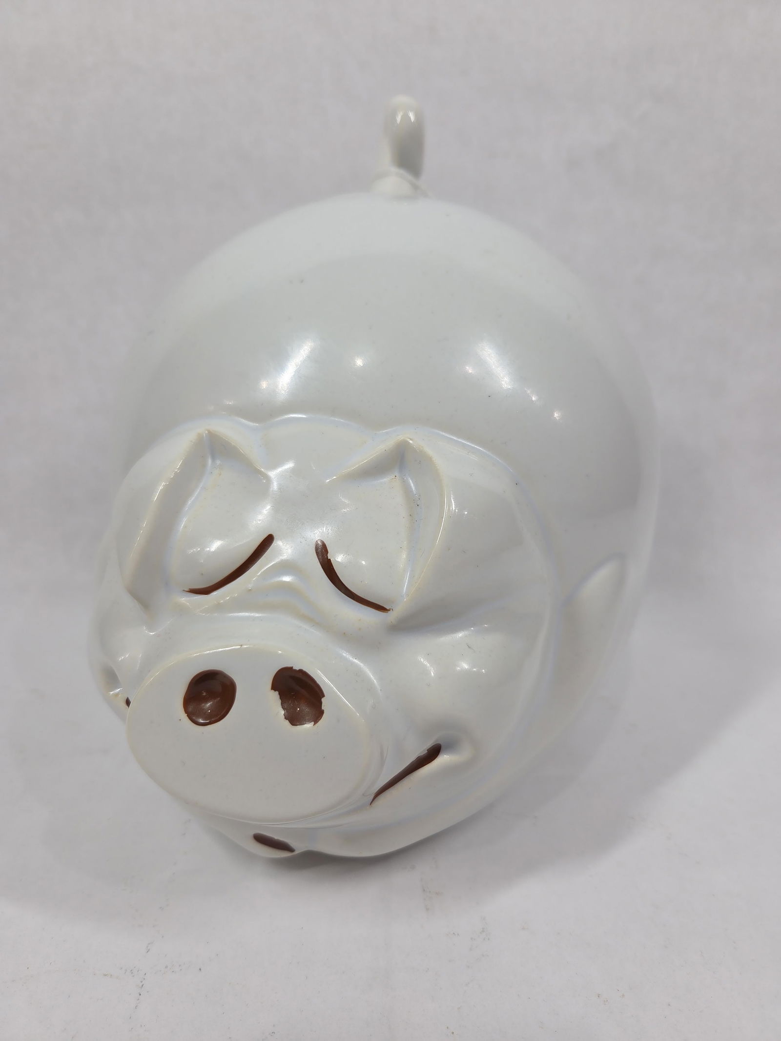 McCoy Quigley the Happy Sleeping Pig Cookie Jar: Ceramic with lid, Approx 8 inches x10. No chips or cracks