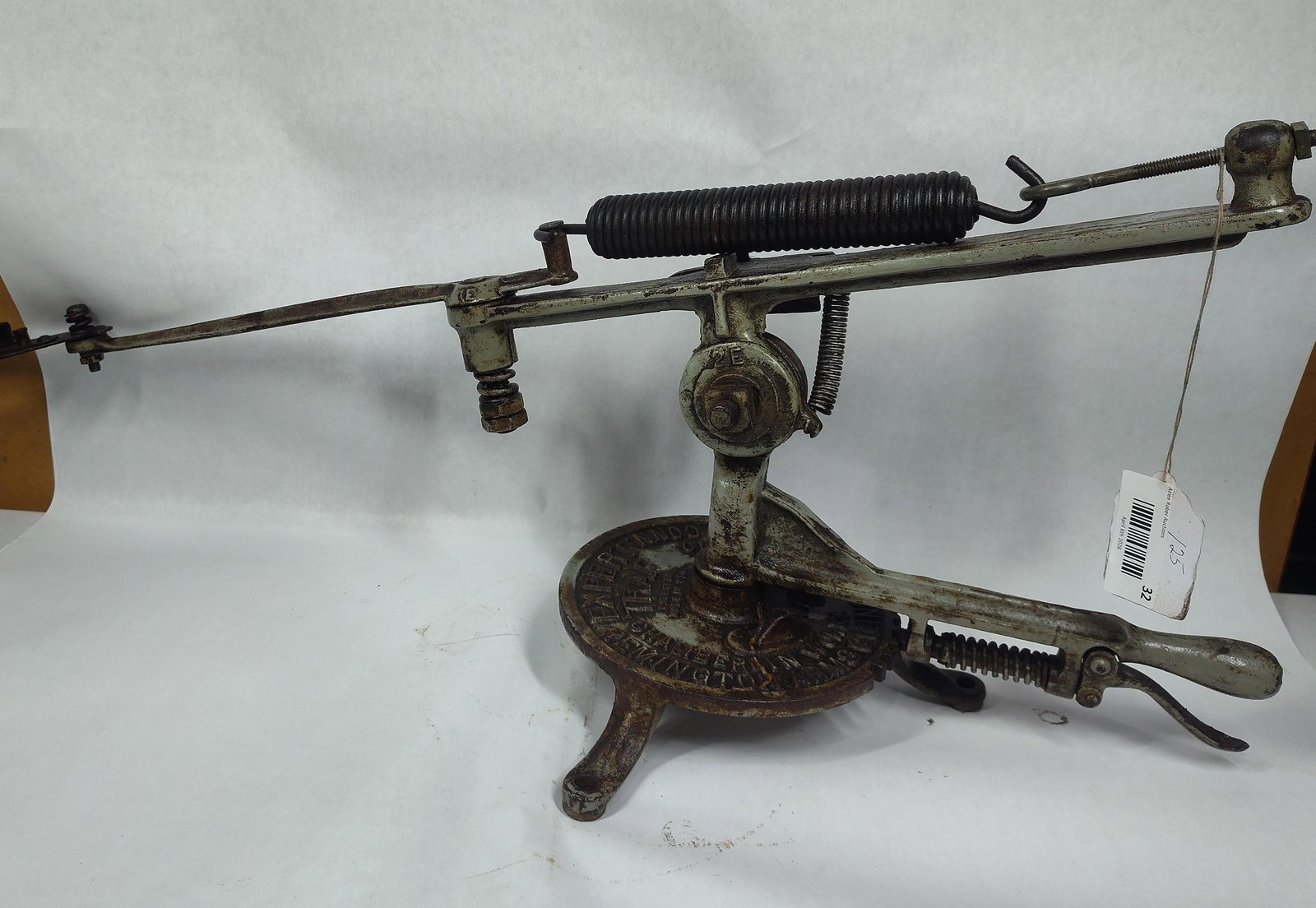 Remington Pigeon Thrower: Expert Trap No 3. Good condition oiled and ready to use