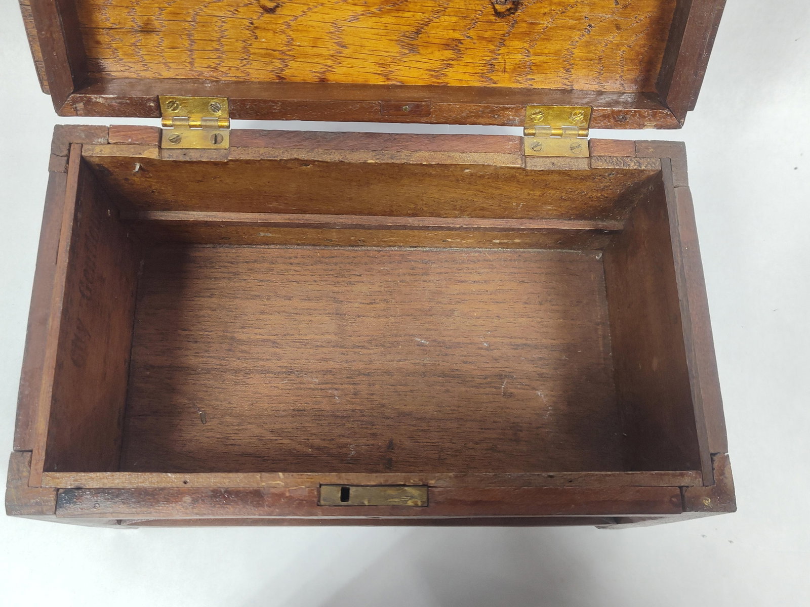 Superiores Oak Sewing Box - 4