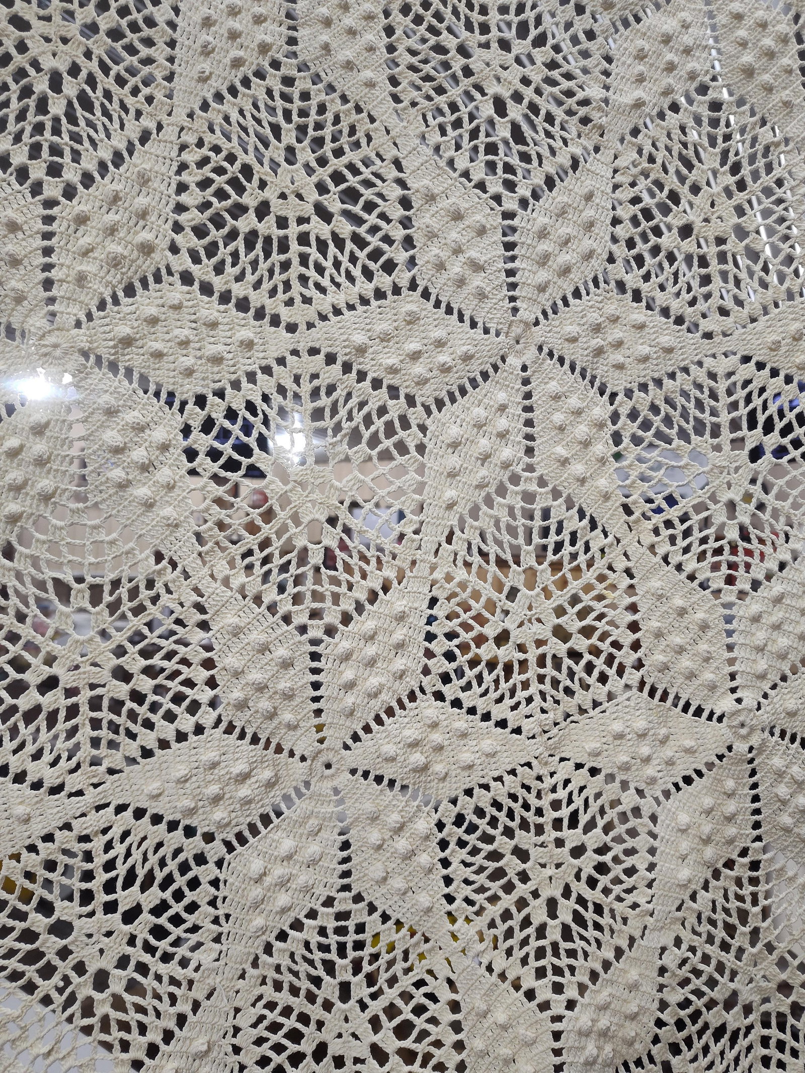 Star Pattern Crocheted Coverlet: Excellent condition. 106x84. 