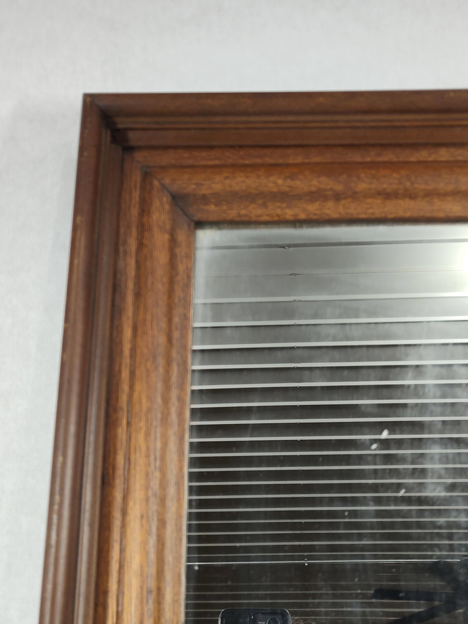 Early American Rectangular Deep Well Inset Multi Stepped Grooved Framed Mirror - 2