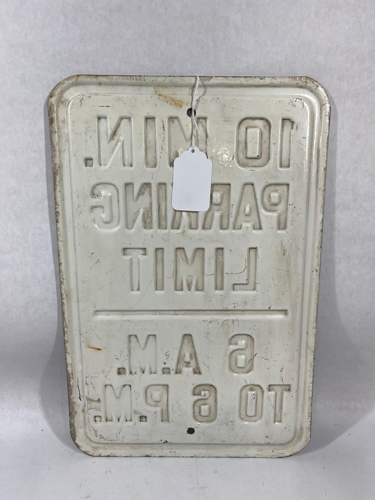 10Min Parking Sign - 2