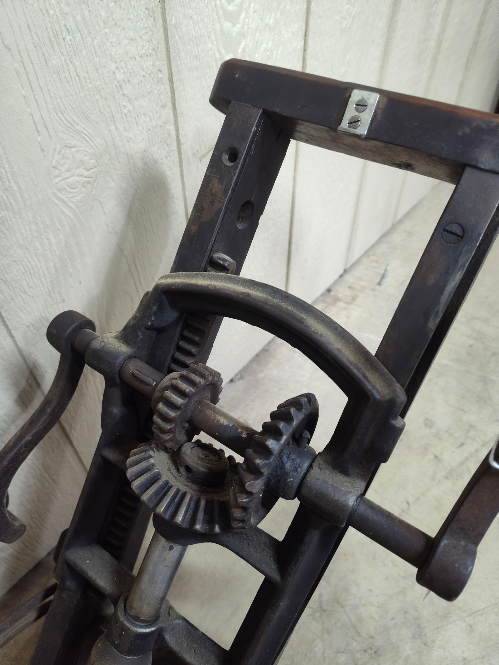 Barn Beam Boring Machine - 5