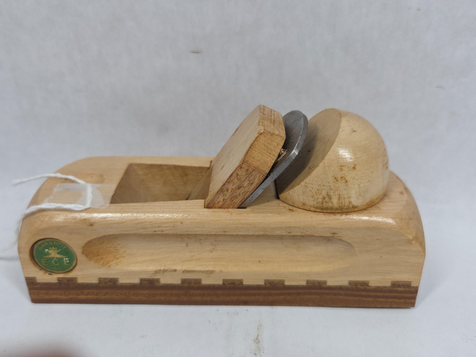 German E.C. Emmerich #649P Block Plane: European beech hardwood body. 6 inches long