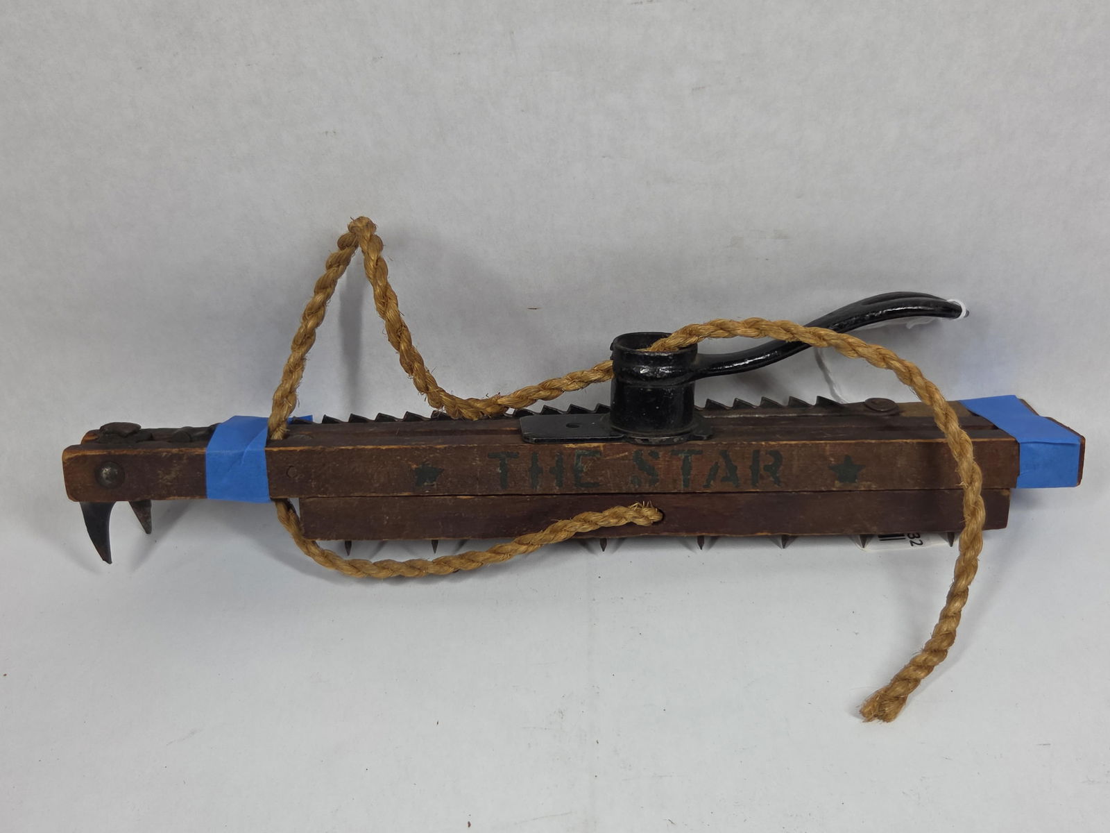 1874 Carpet Stretcher: .