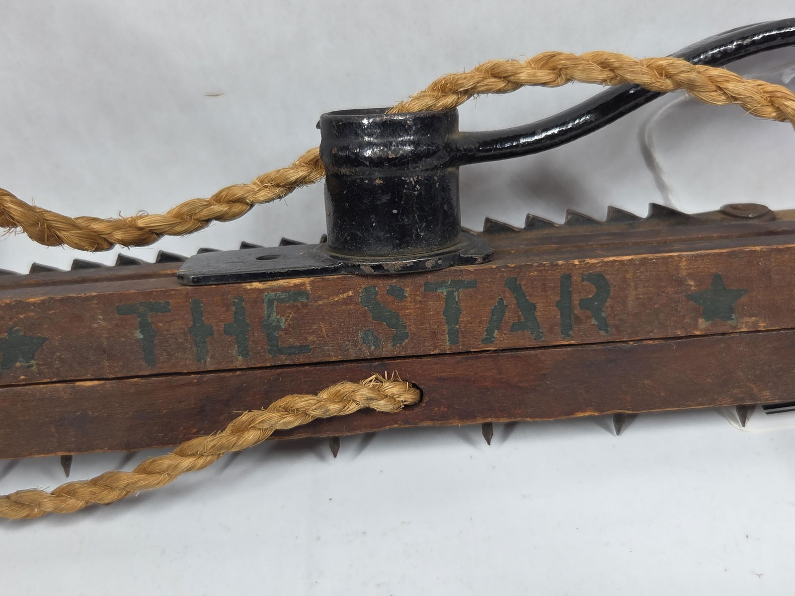 1874 Carpet Stretcher - 2