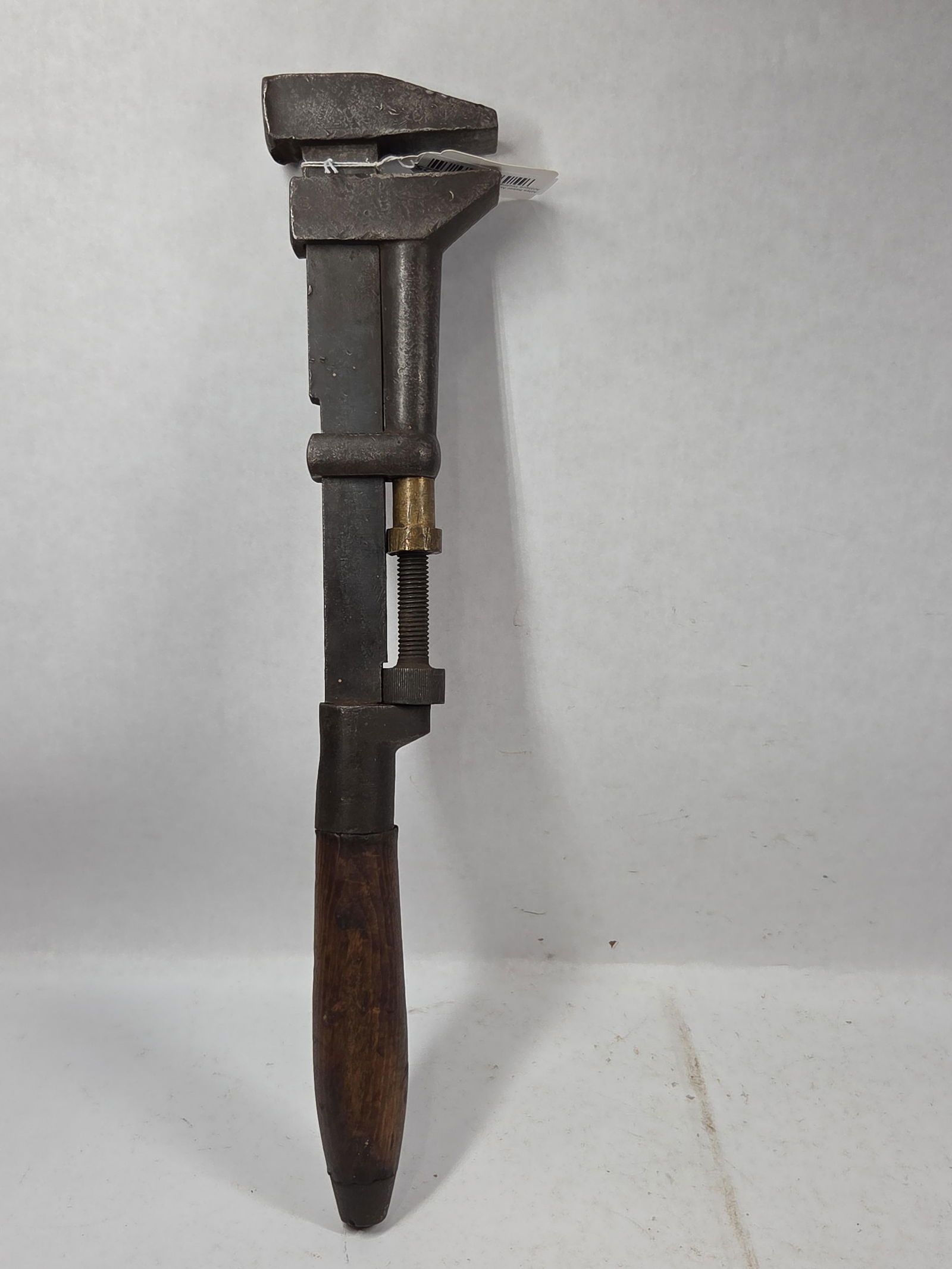 Large Wheelwright Pipe Wrench - 4