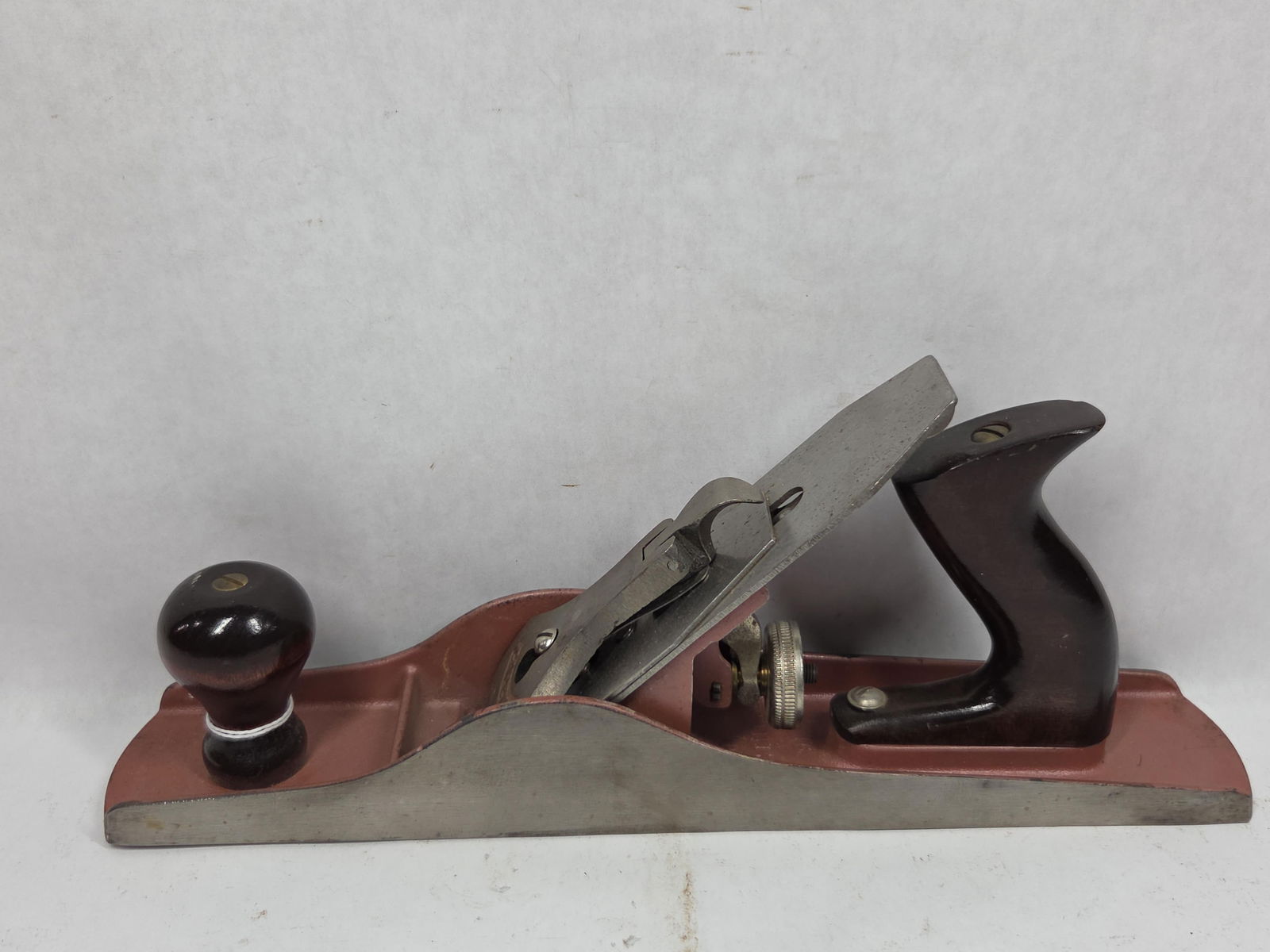 Capewell #5 Plane: Like new condition. Smooth bottom. 13 inches