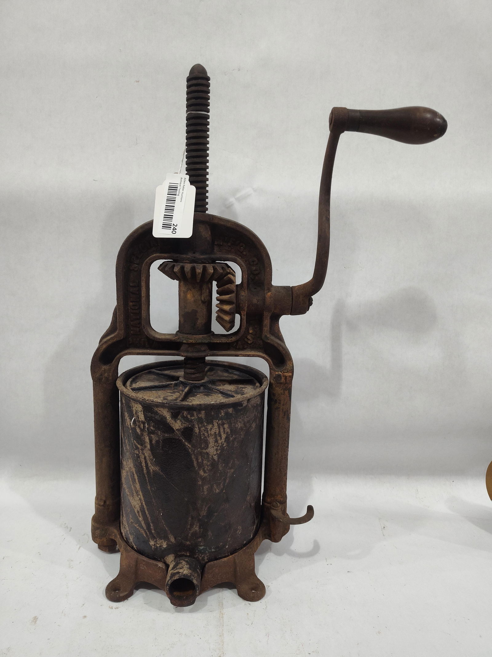 Cast Iron Apple Cider Press - 4