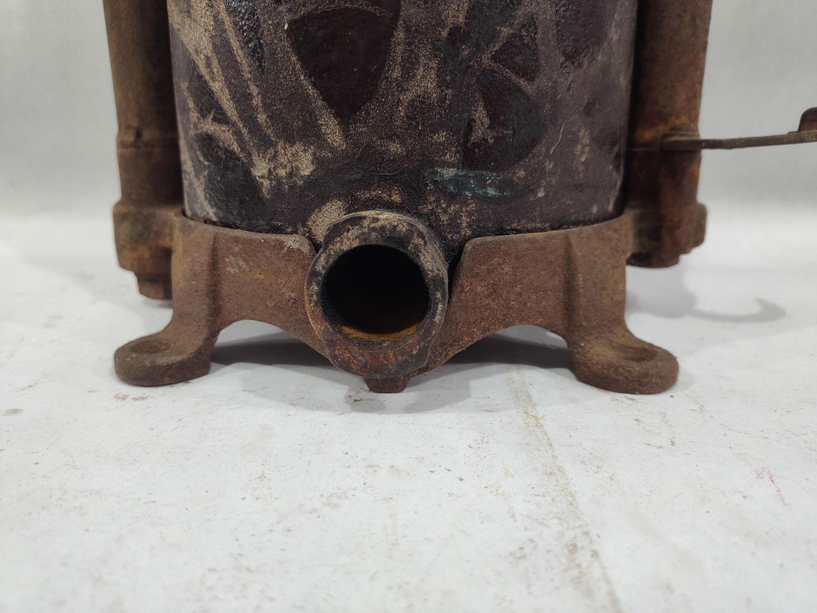 Cast Iron Apple Cider Press - 5