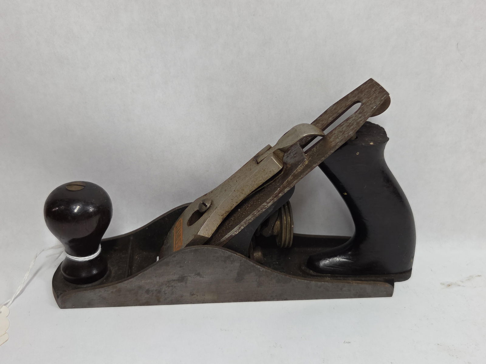 Stanley #3 Hand Plane: Smooth bottom, shows some surface spotting. 8 inches