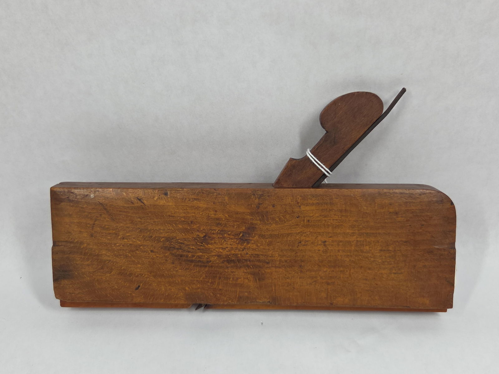D.R. Barton Molding Plane: 5.8 in center bead. Rochester.