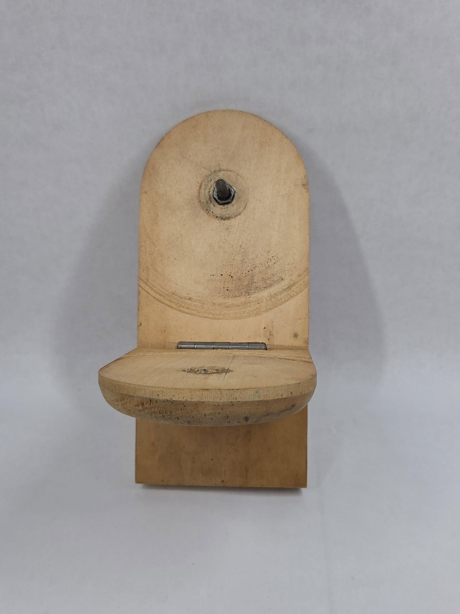 Circular Saw Blade Sharpening Device: .