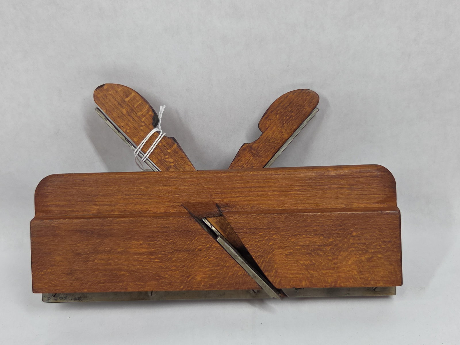 A. howland #72 Reverse Tongue and Groove Plane: 9 inches