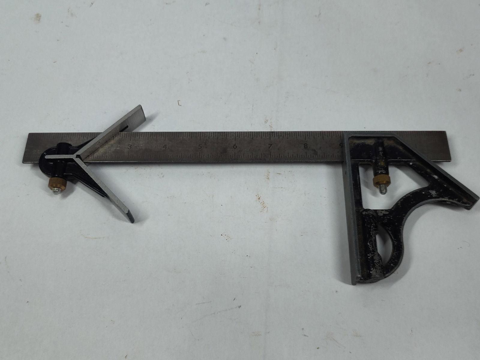 Carpenters Square & Levels - 6