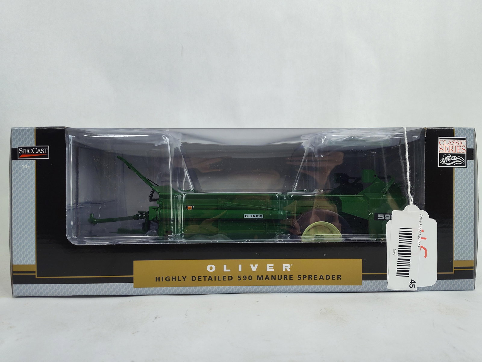 Spec Cast Oliver HD 590 Manure Spreader Classic Series Farm Toy (1 of 5)