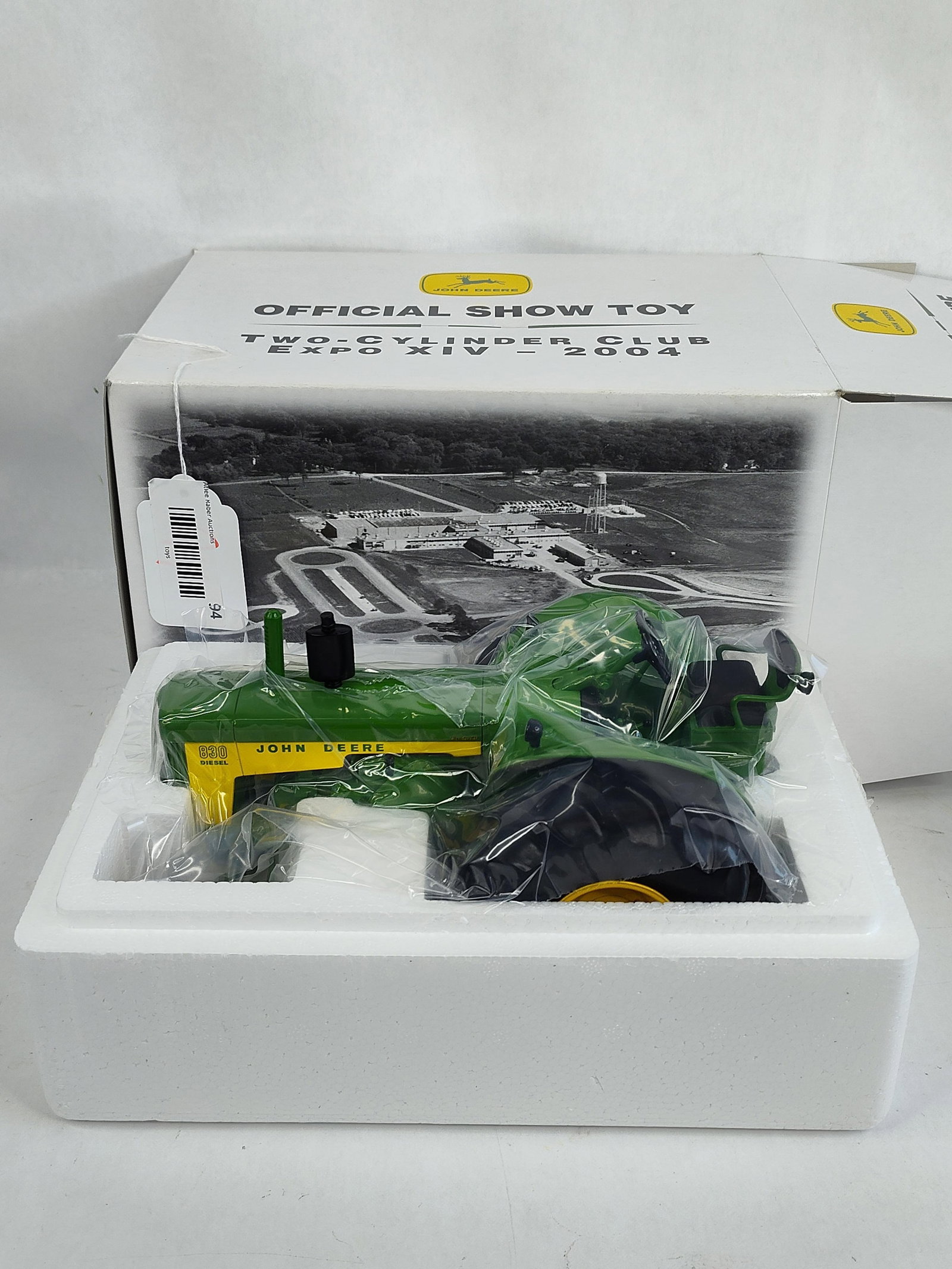 Ertl John Deere Mo 830: .