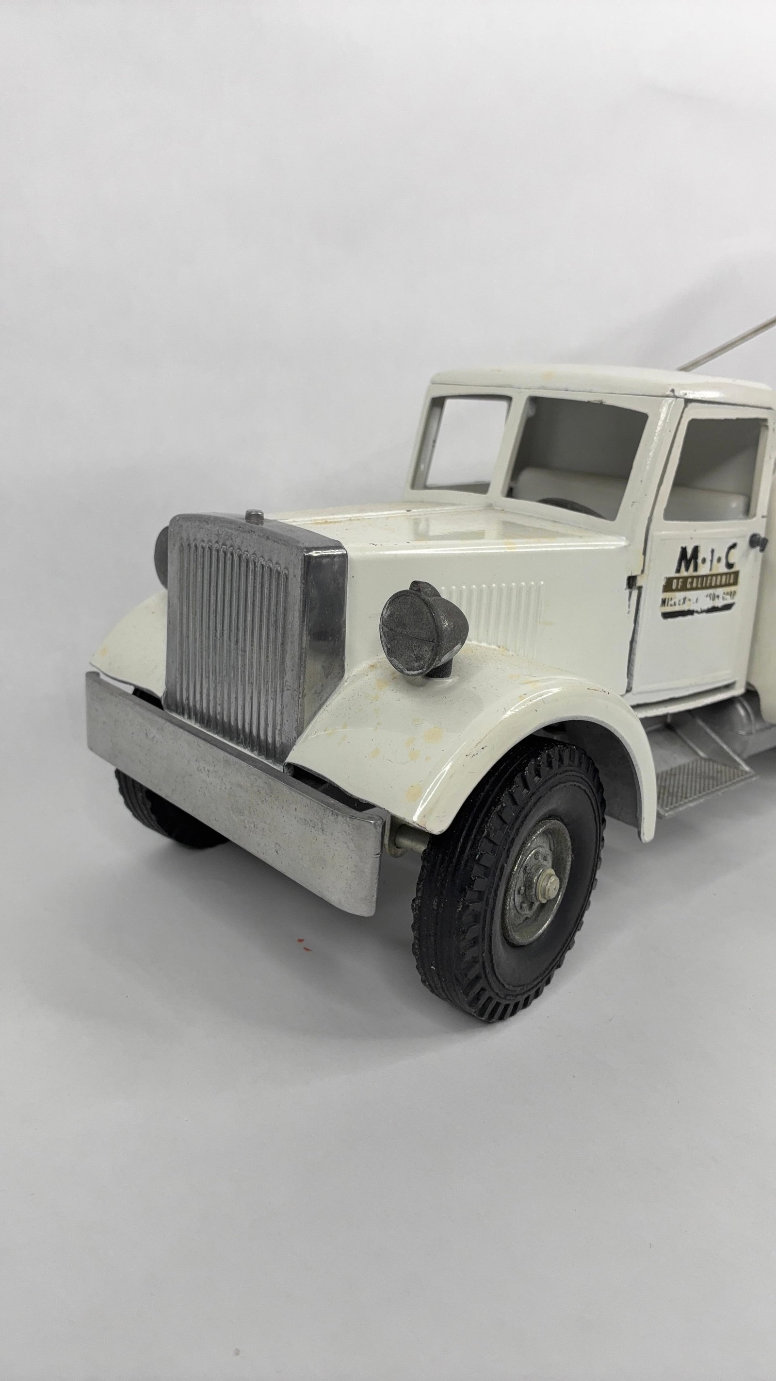 Smitty Toys Pressed Steel Smith Miller MIC Official Tow Truck Wrecker - 2