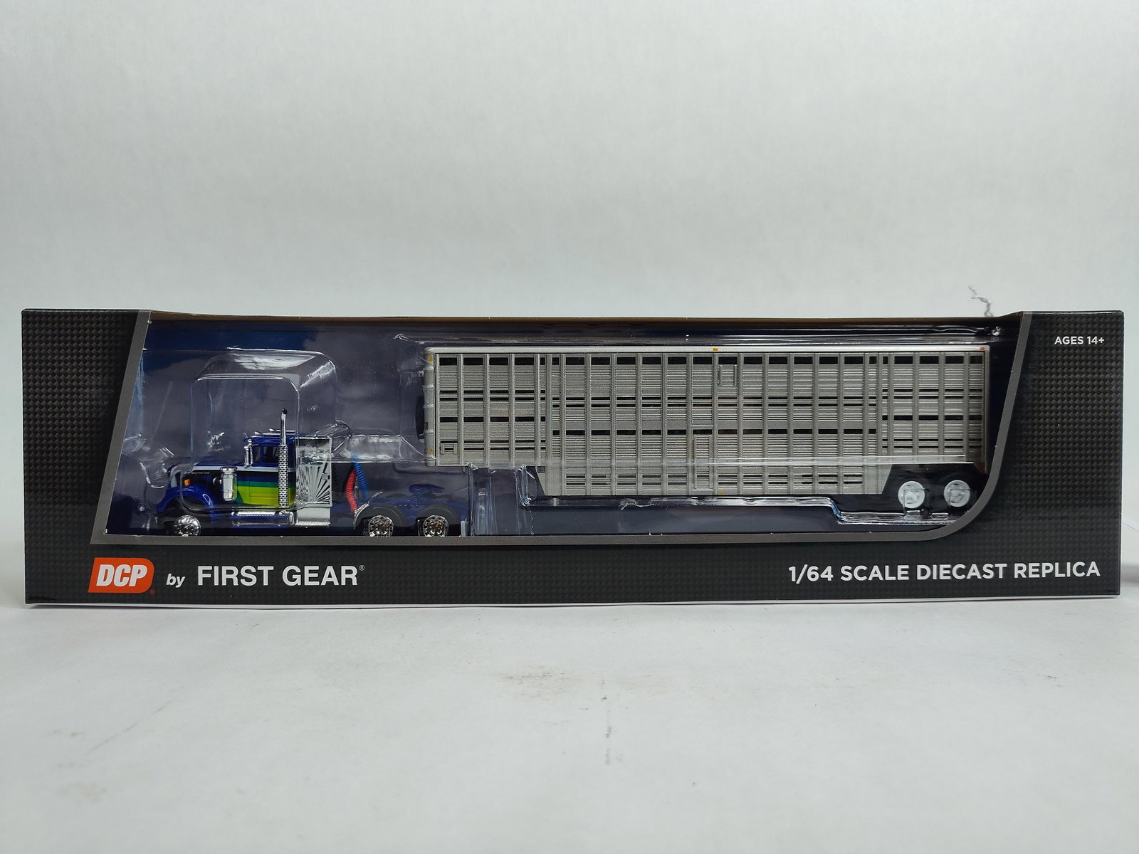 DCP First Gear White Western Star 4900 and Livestock Trailer Promo Models Blue /Green (1 of 5)