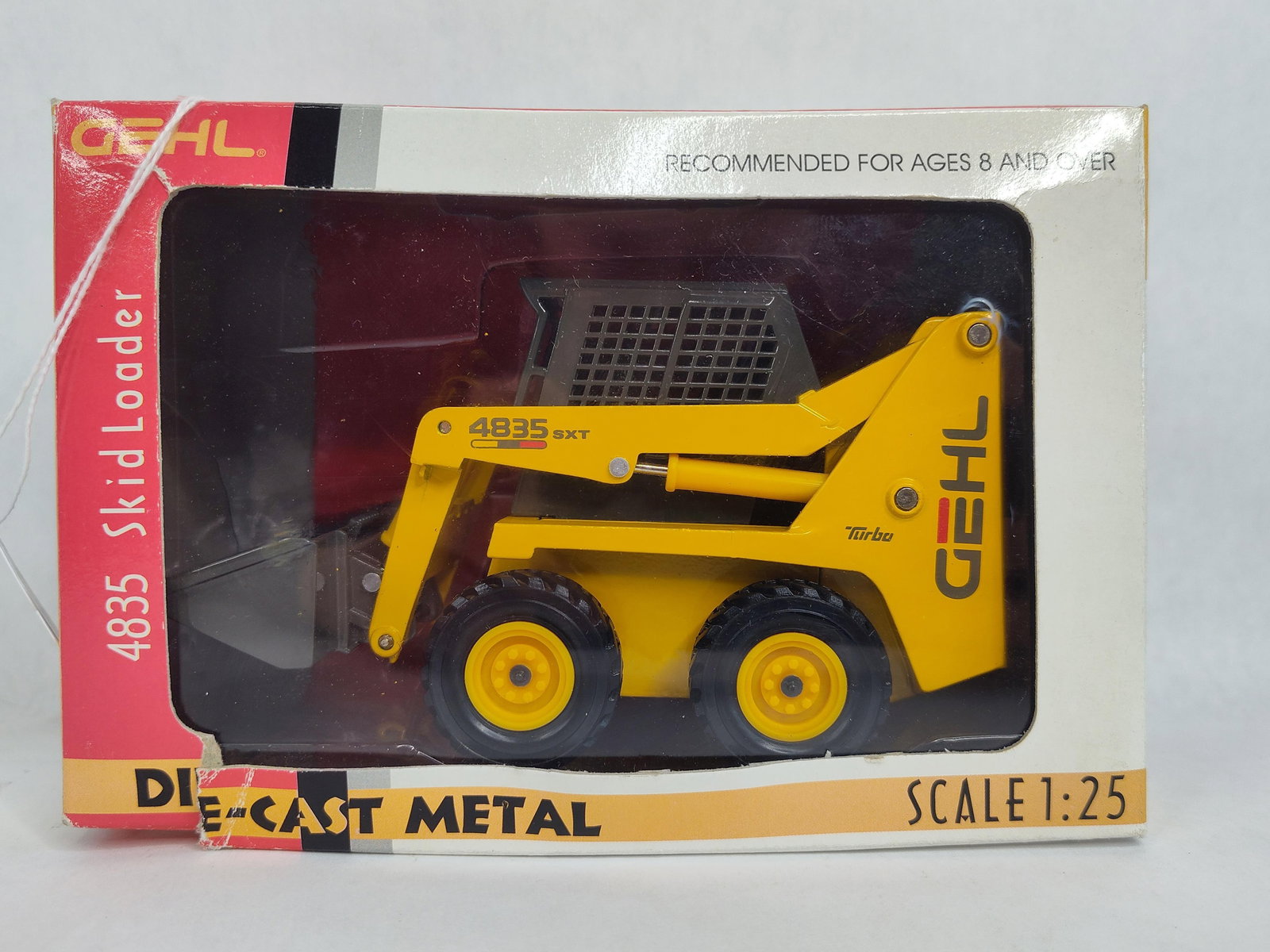 Ertl Gehl 4835 Industrial Skid Loader: NOS?1/25 scaleStock no. 908116