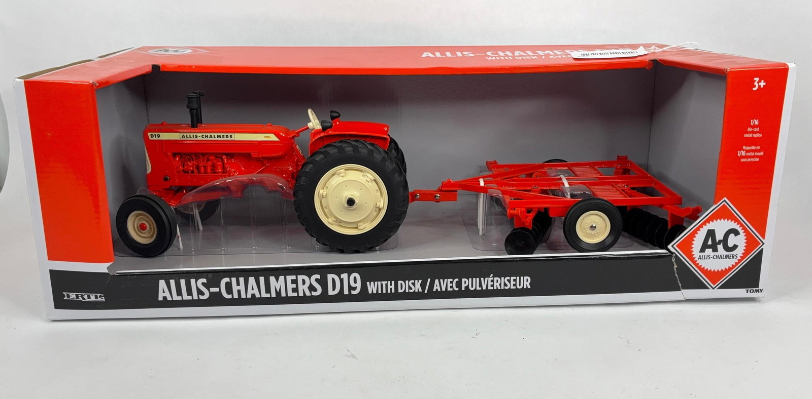 Ertl Allis Chalmers WF HD D19 Tractor and Disk Implement (1 of 7)