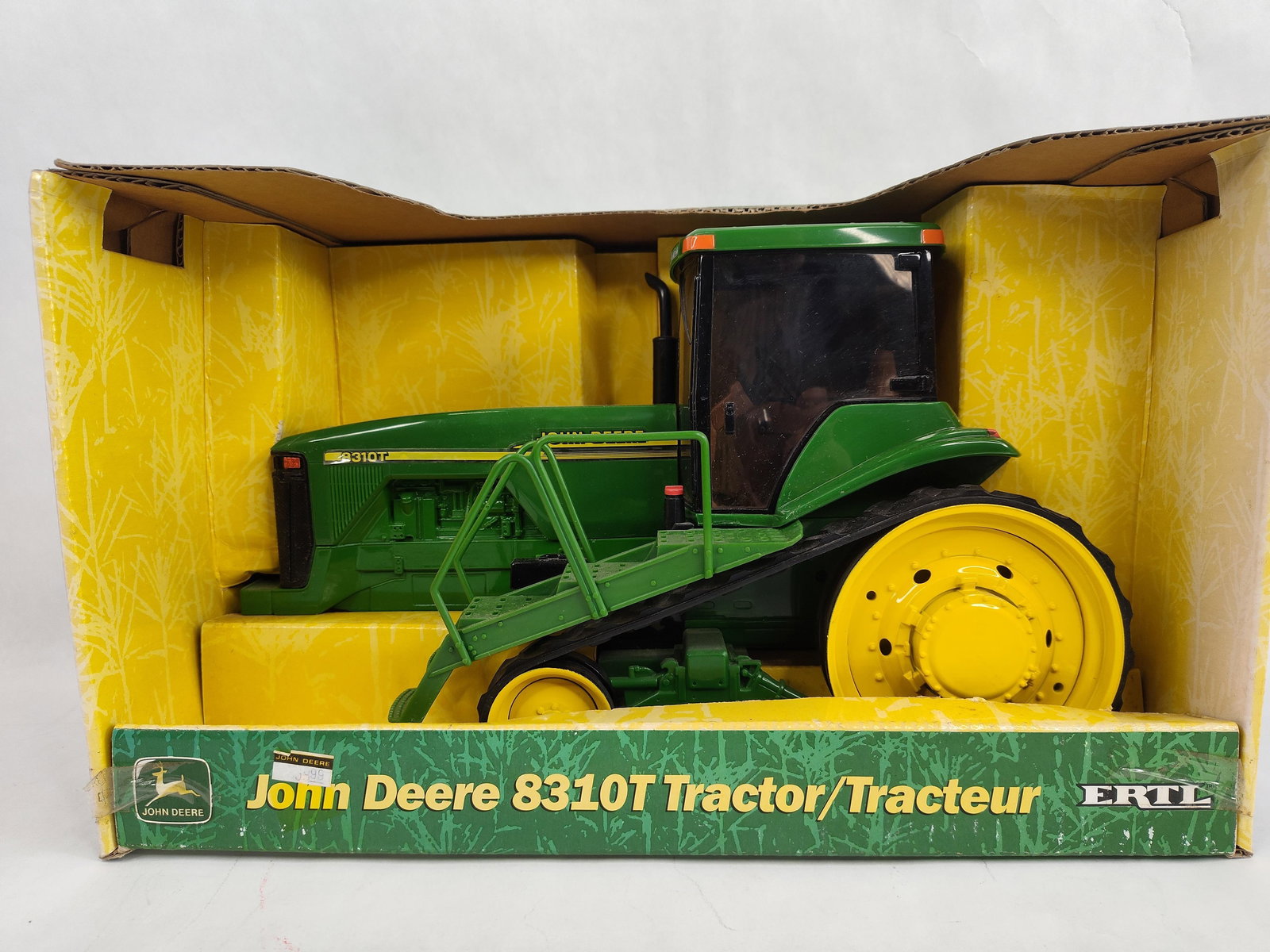Ertl John Deere 8310T Farm Toy Tractor (1 of 6)