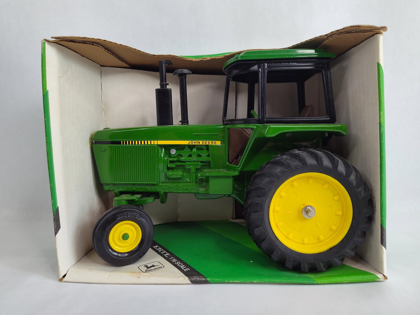 Ertl John Deere WF Row Crop Tractor w/ Cab (1 of 5)