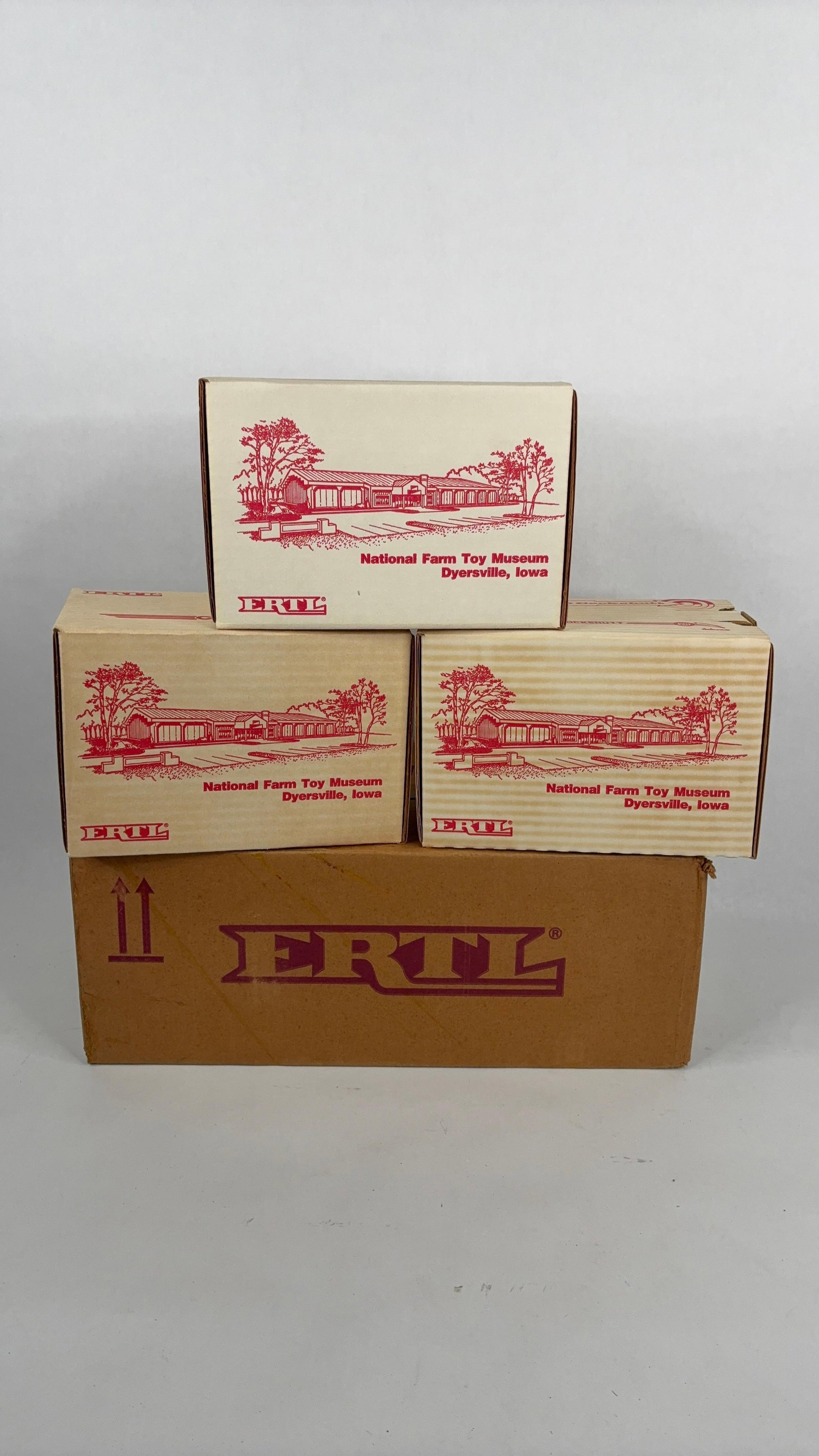 Ertl Collectible 1989 4th Nat. Farm Toy Museum Cockshutt Tractor Set Inc. 3 (1 of 8)