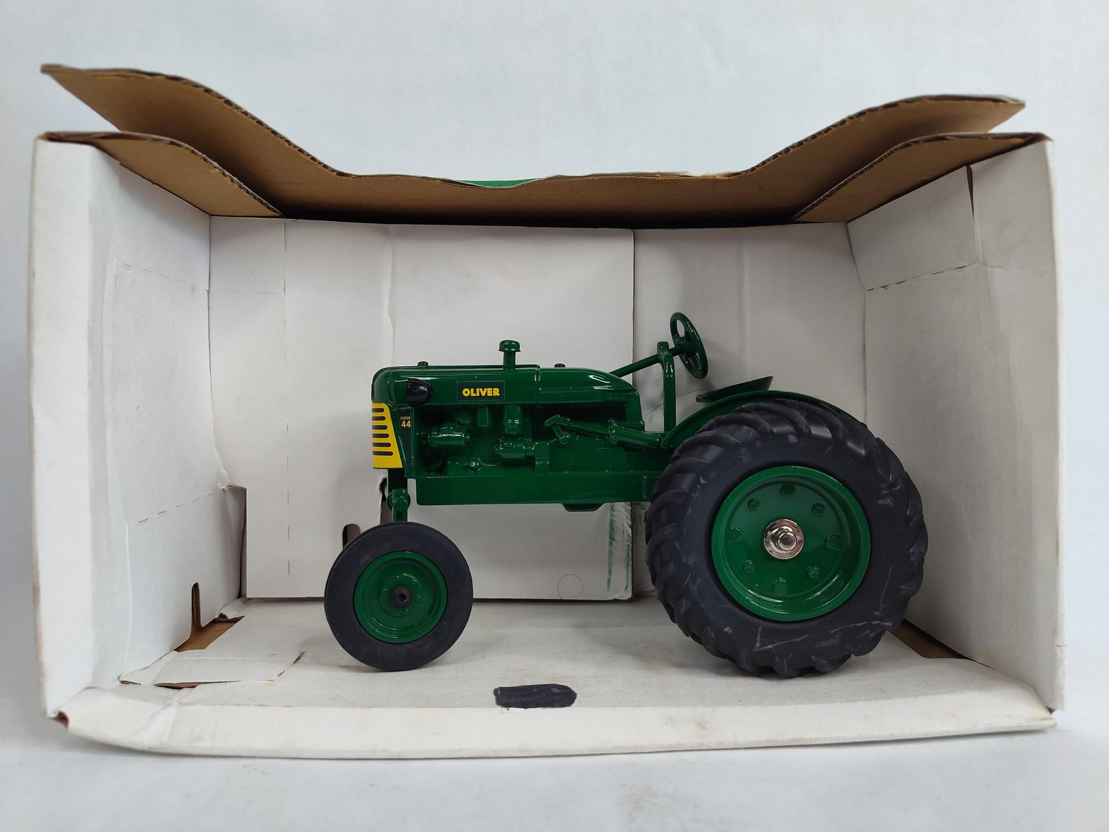 Spec Cast Oliver WF Super 44 Special Collector Edition Farm Toy Tractor (1 of 6)