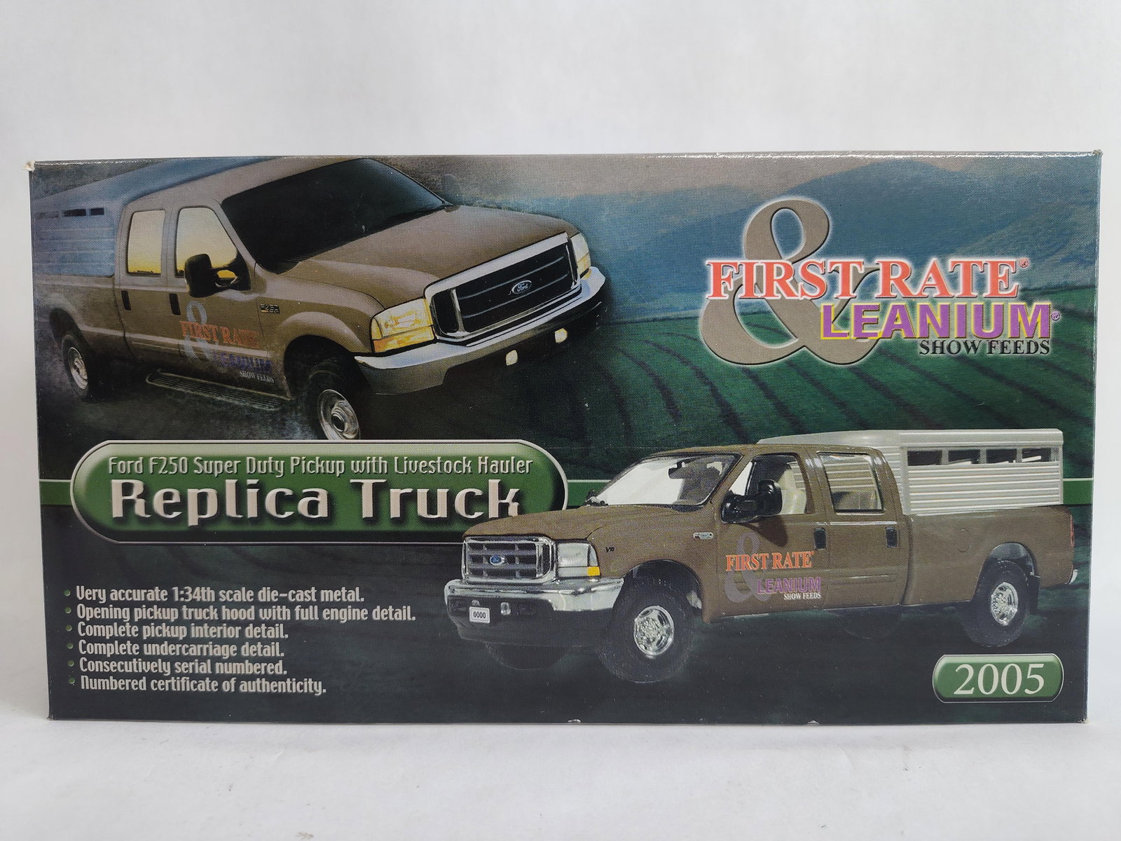 First Gear First Rate Leanium Show Feeds Ford 250 Super Duty Truck w/ Livestock Hauler HD (1 of 4)