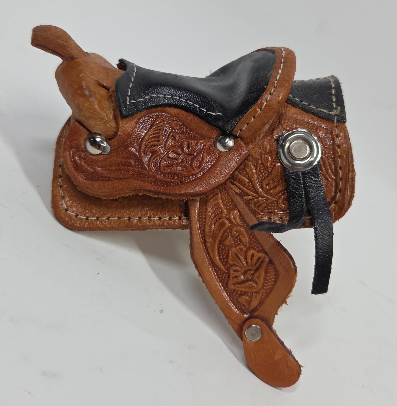 Miniature Leather Saddle: .