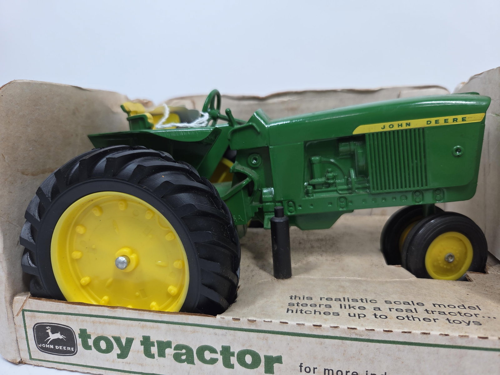 John Deere 4020 Tractor - 2