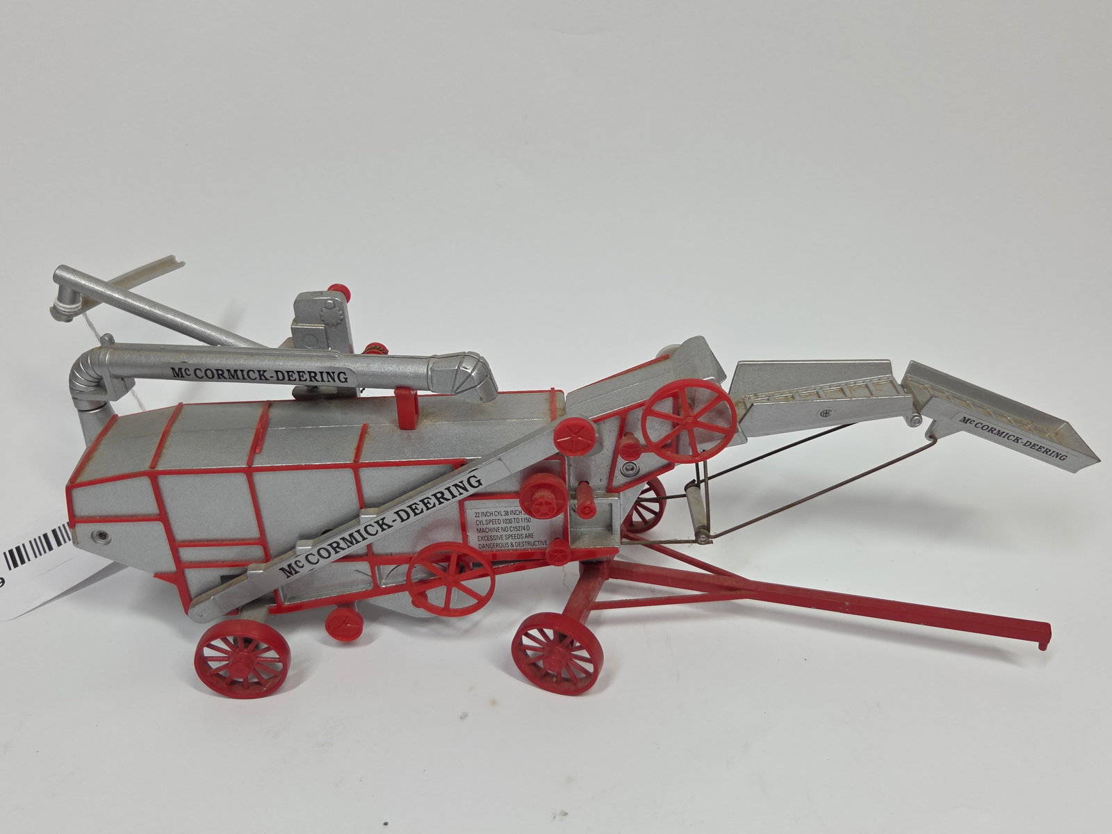 Spec Cast McCormick Deering Thresher: .