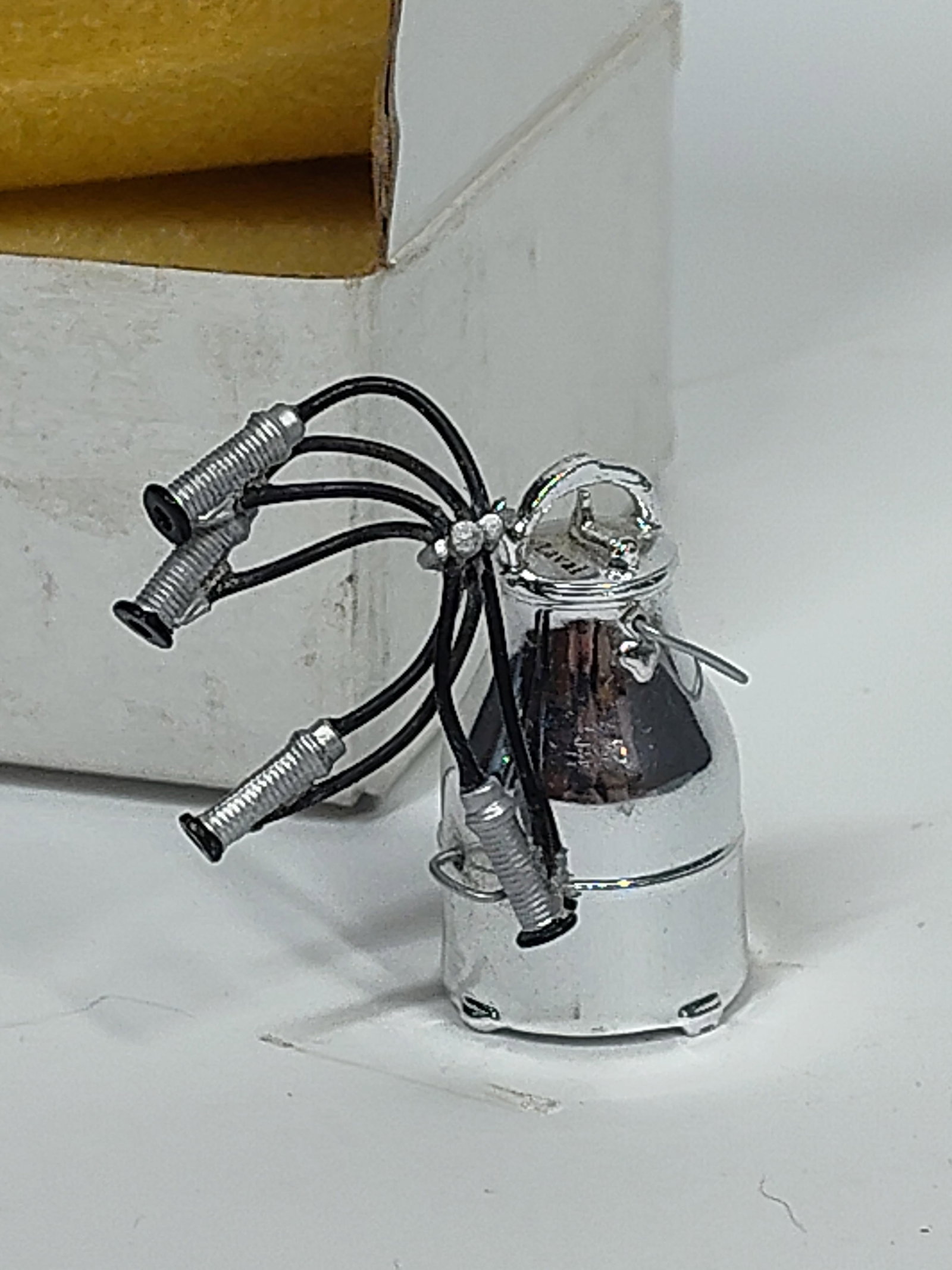 DeLaval Salesman Sample Milker - 2