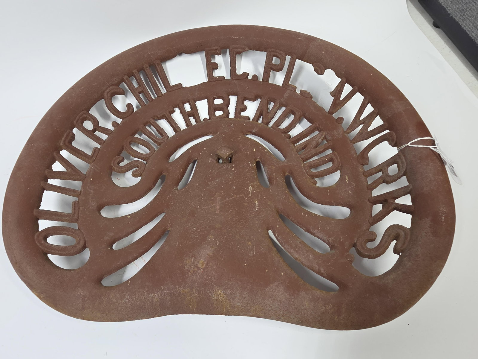 Oliver Cast Iron Tractor Seat (1 of 5)