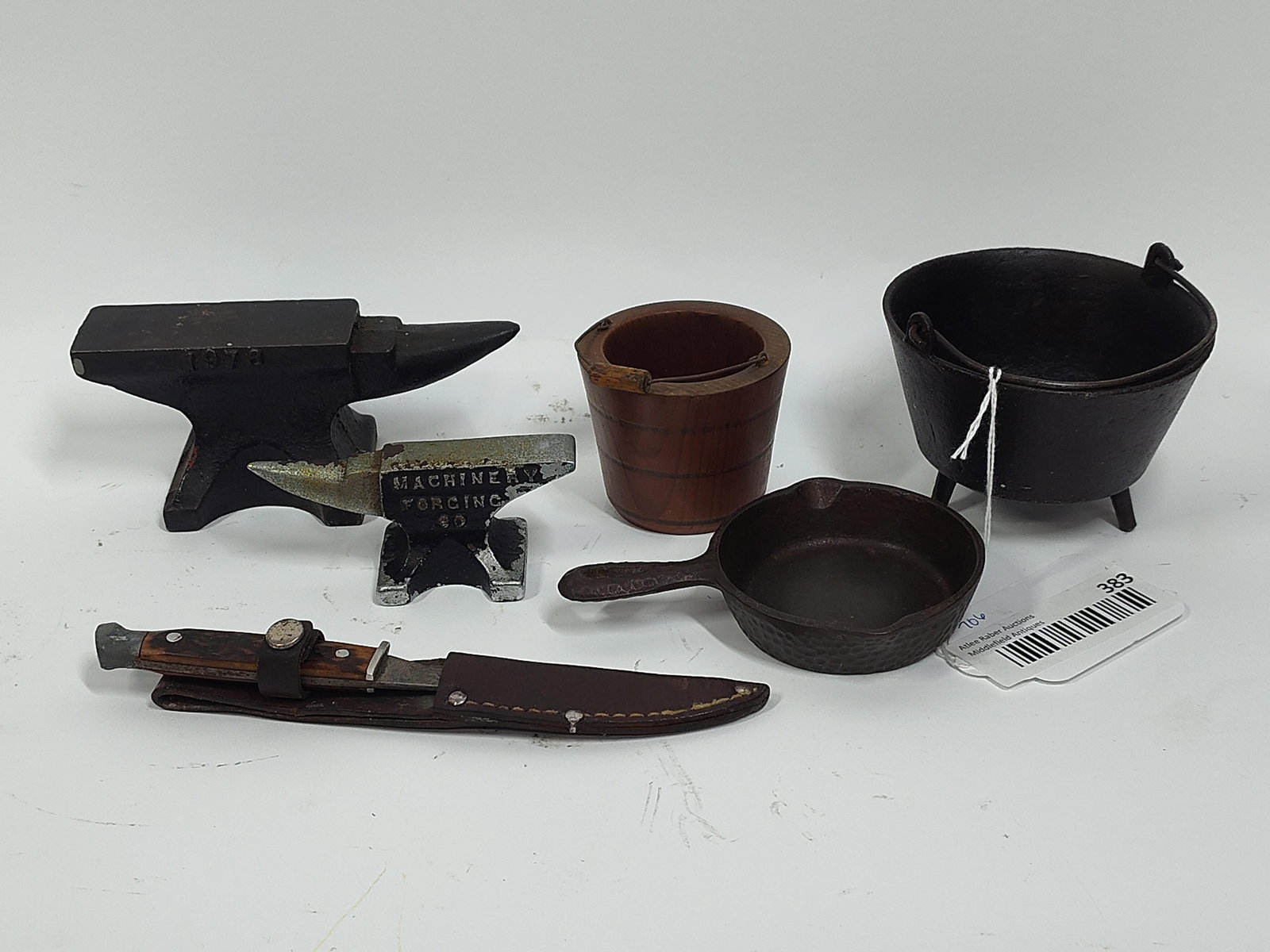 Miniatures, Cast Iron, and Knife Lot (1 of 12)