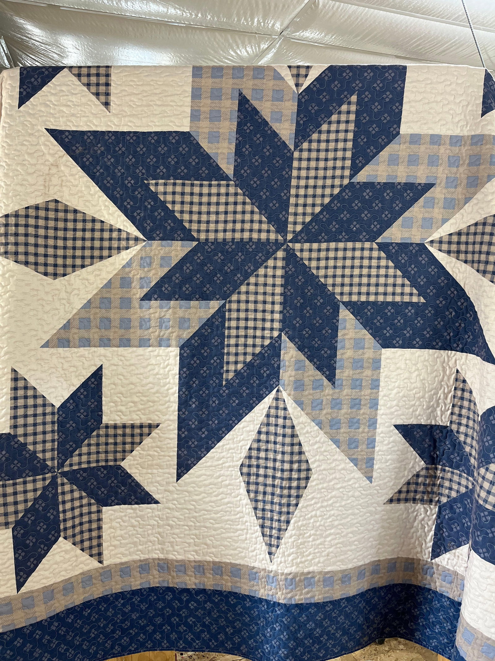 Star Pattern Printed Quilt (1 of 4)