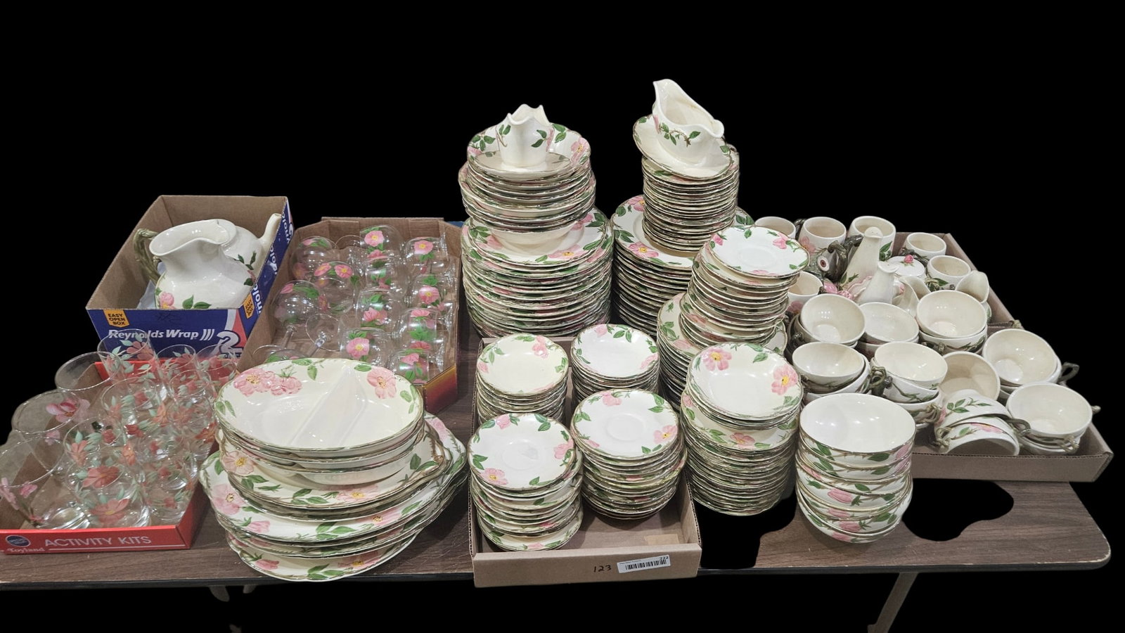 Franciscan Desert Rose Fine China Earthenware Pattern Loaded Set Inc 200+ Pce (1 of 20)