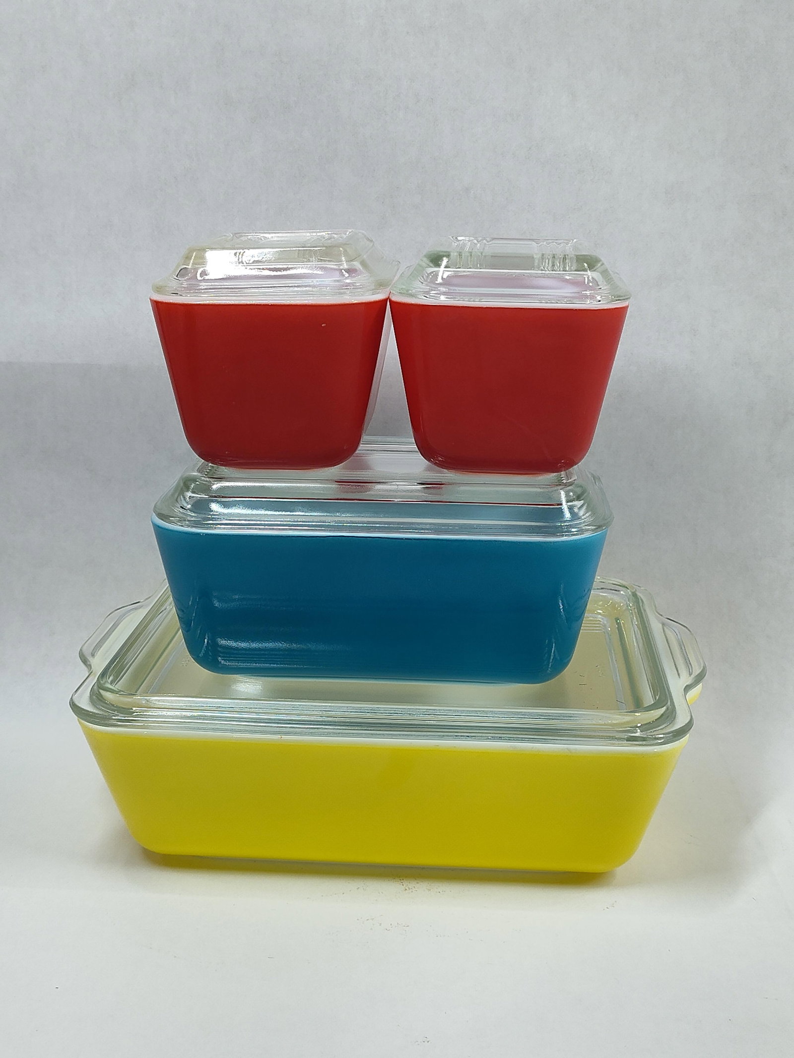 VTG Pyrex Lidded Refrigerator Dish and Oven Ware Lot Inc 4 (1 of 9)