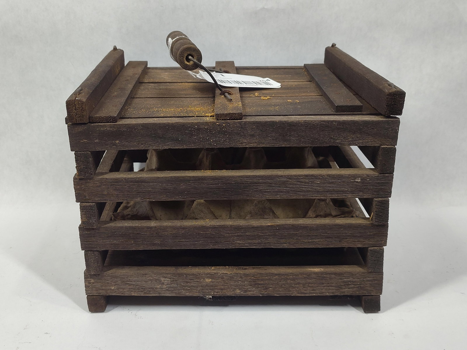 Primitive Egg Carrier: Smaller sized measuring 9 x 8 x 7