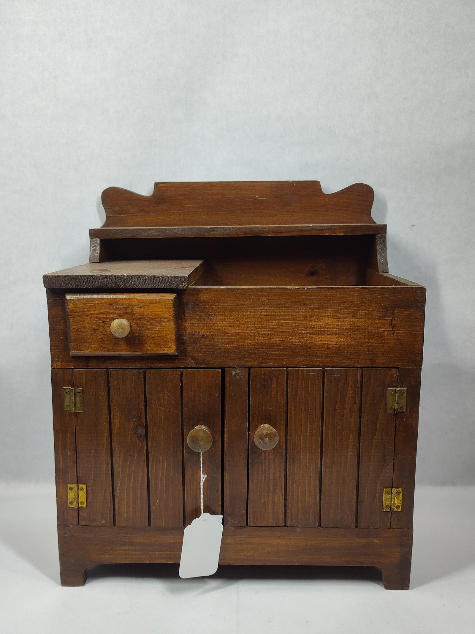 Child's Miniature Sized 2 Door 1 Drawer Dry Sink (1 of 7)