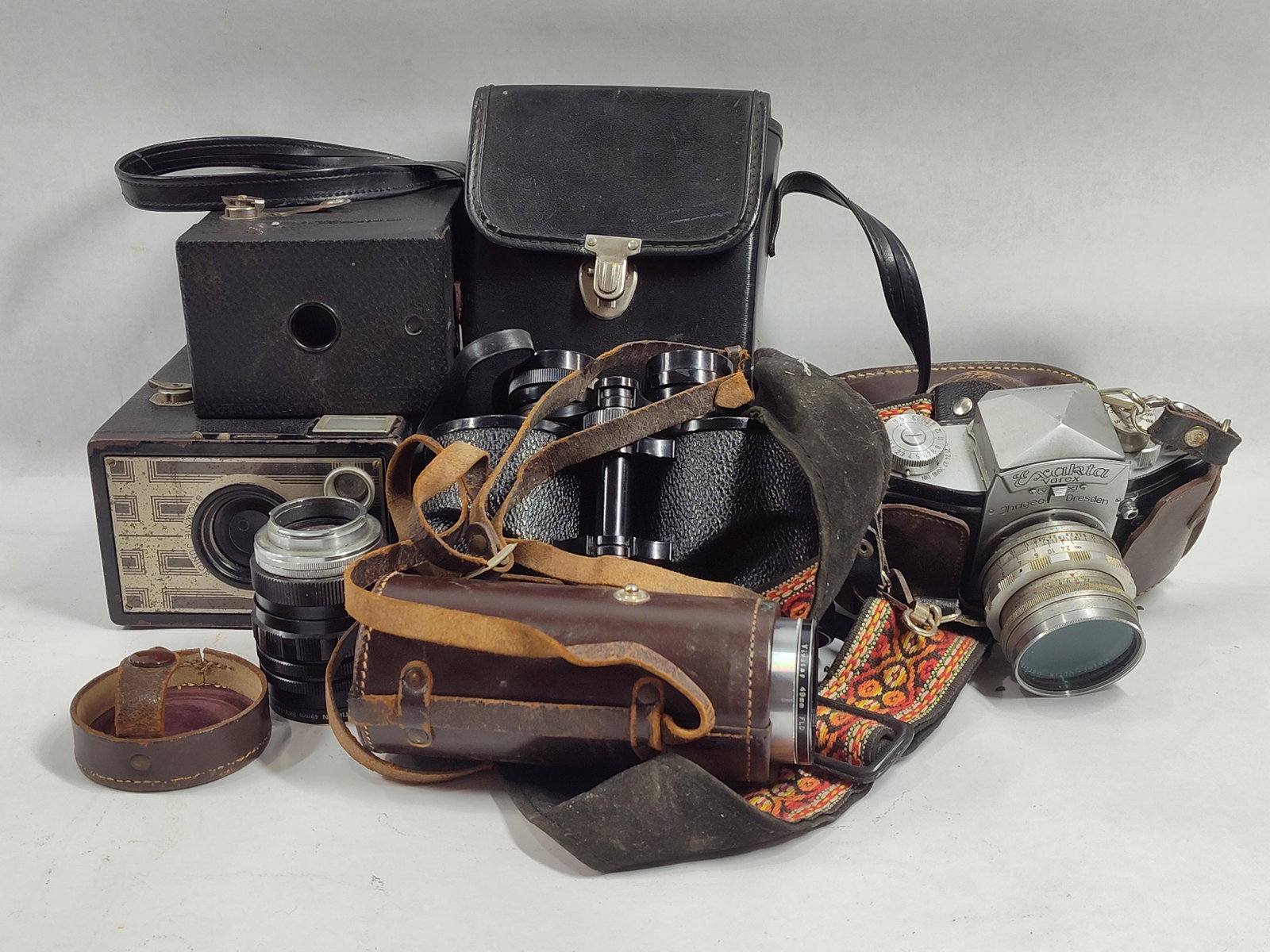 Great Lot of Vintage Cameras, Cases and Lenses Inc Brownie Jr, Exakta Varex, Binoculars and More (1 of 11)