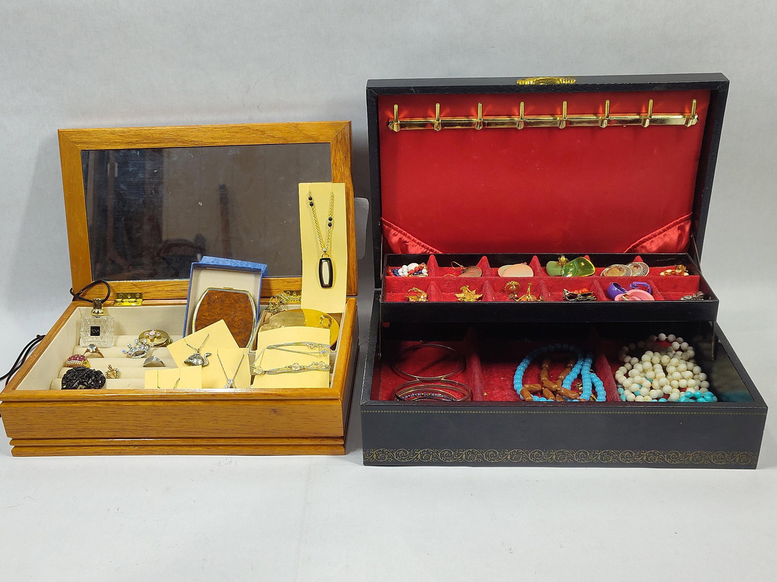 Brass Rex Fifth Ave and Elgin American Brass Compacts, Pearls, Earrings, Pendants and More In 2 Jew (1 of 10)