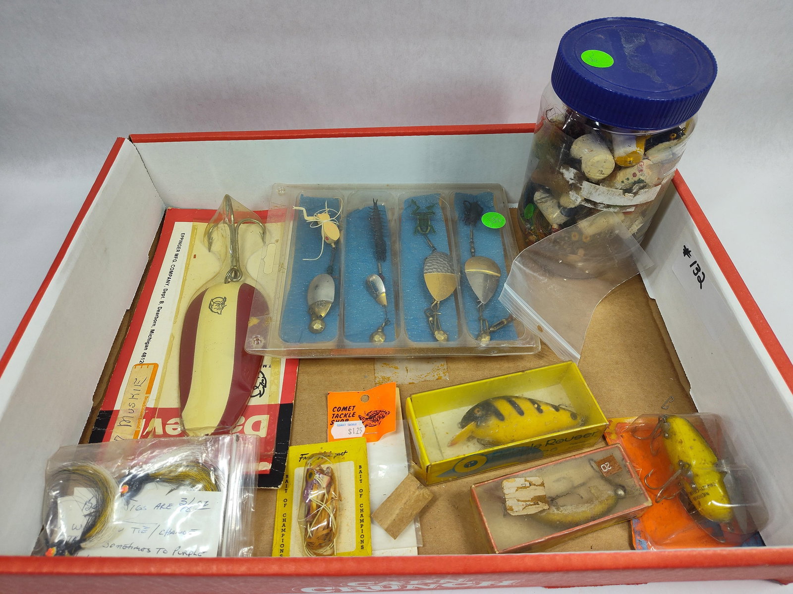 Vintage Fishing Lure Lot Inc NOS and Early Wood Hand Painted Lures (1 of 7)