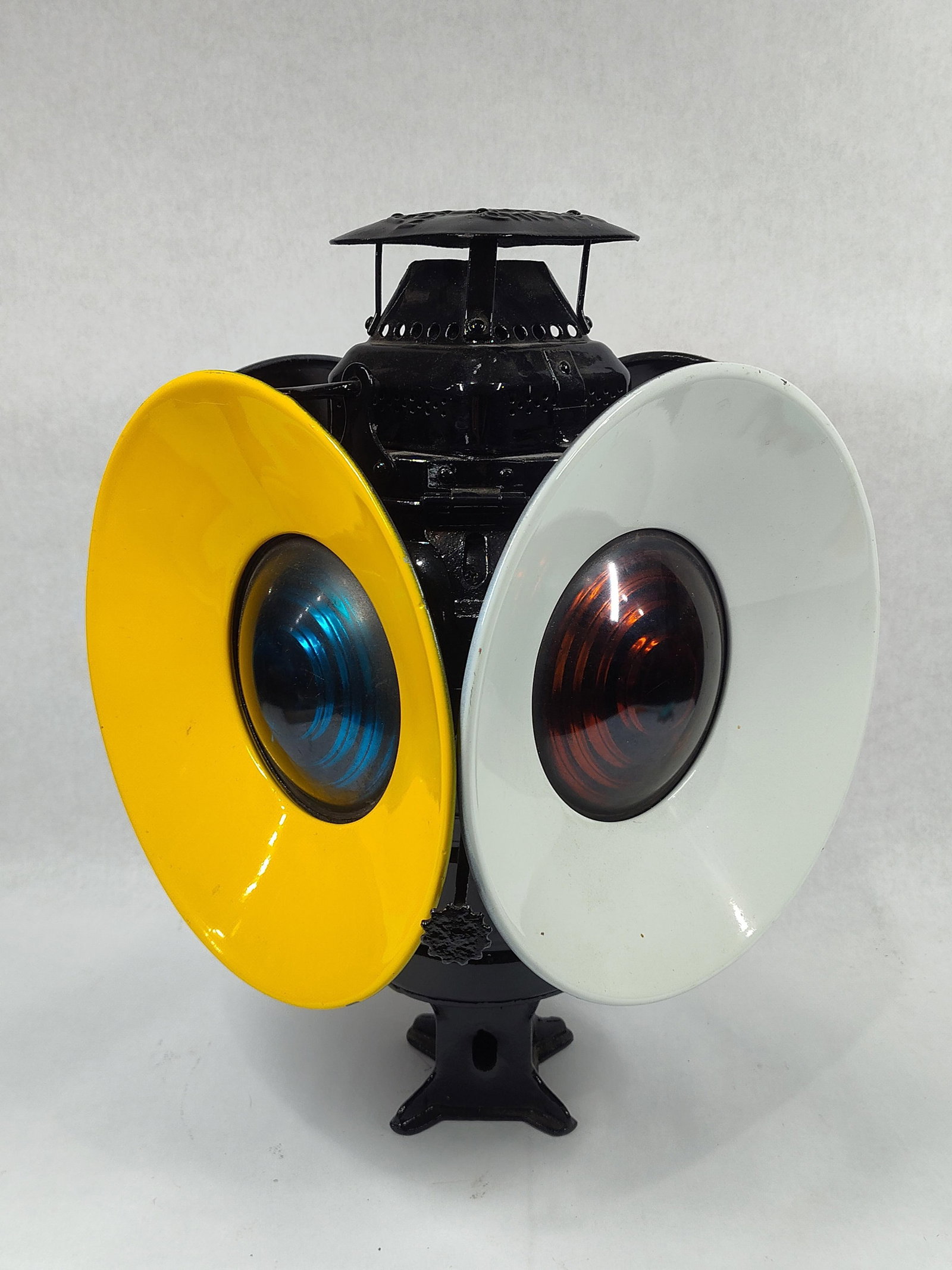 Adlake Non-Sweating Railroad Lantern (1 of 8)