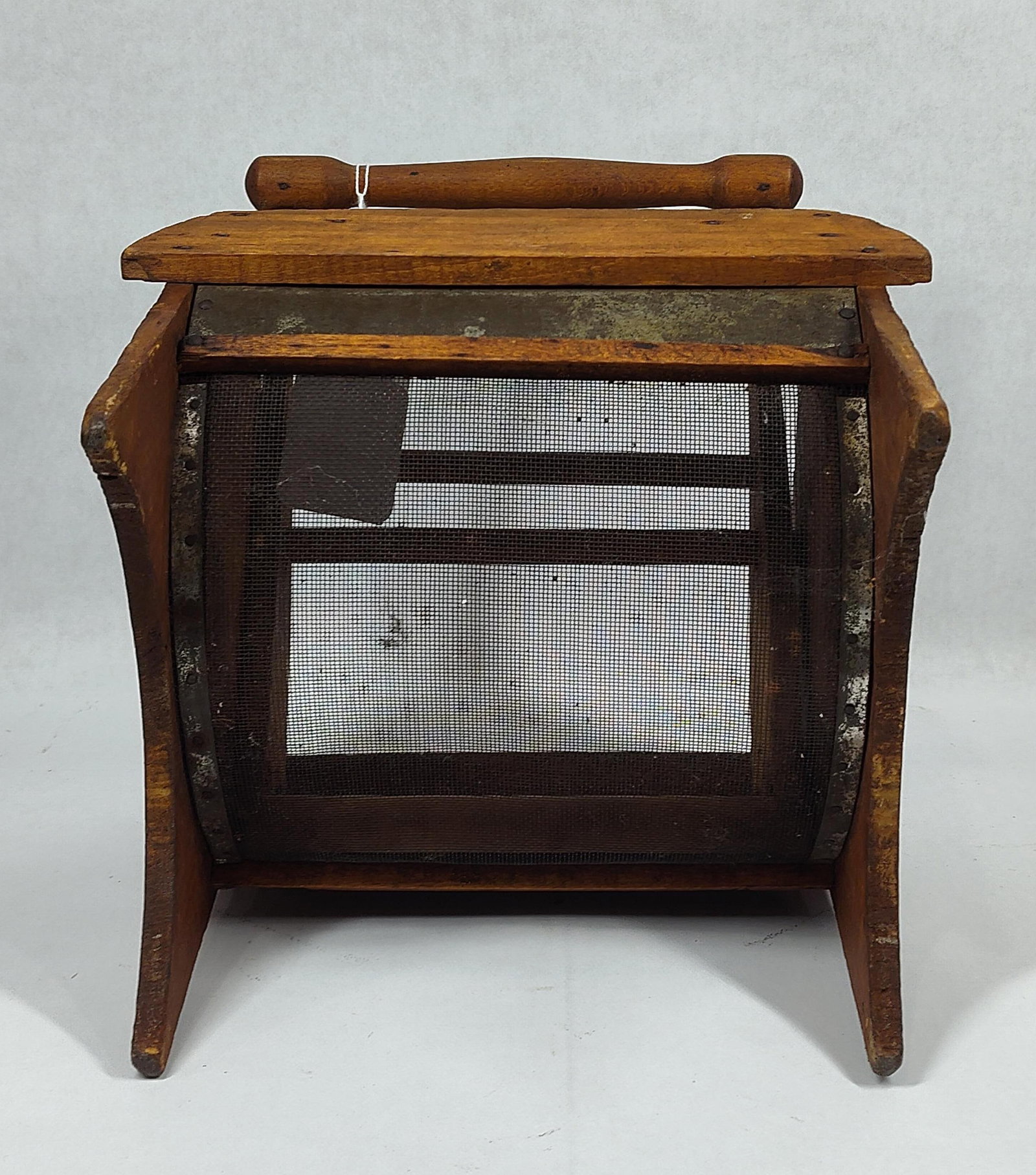 Primitive Table Top Sifter - 9