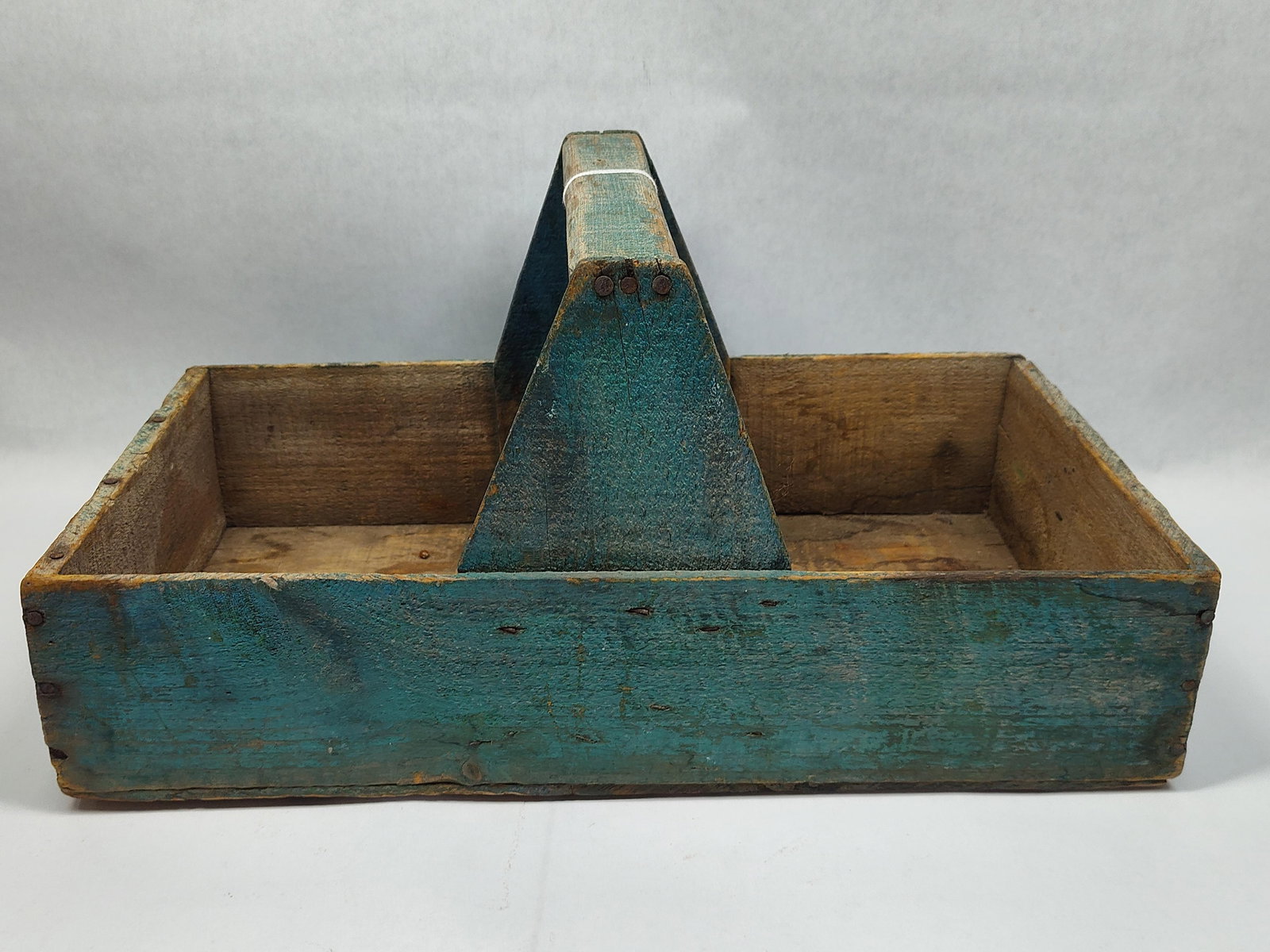 Primitive Painted Berry Carrier: With excellent original paint, has a great look!! 17in long 9.5in wide 8.5in tall at handle.