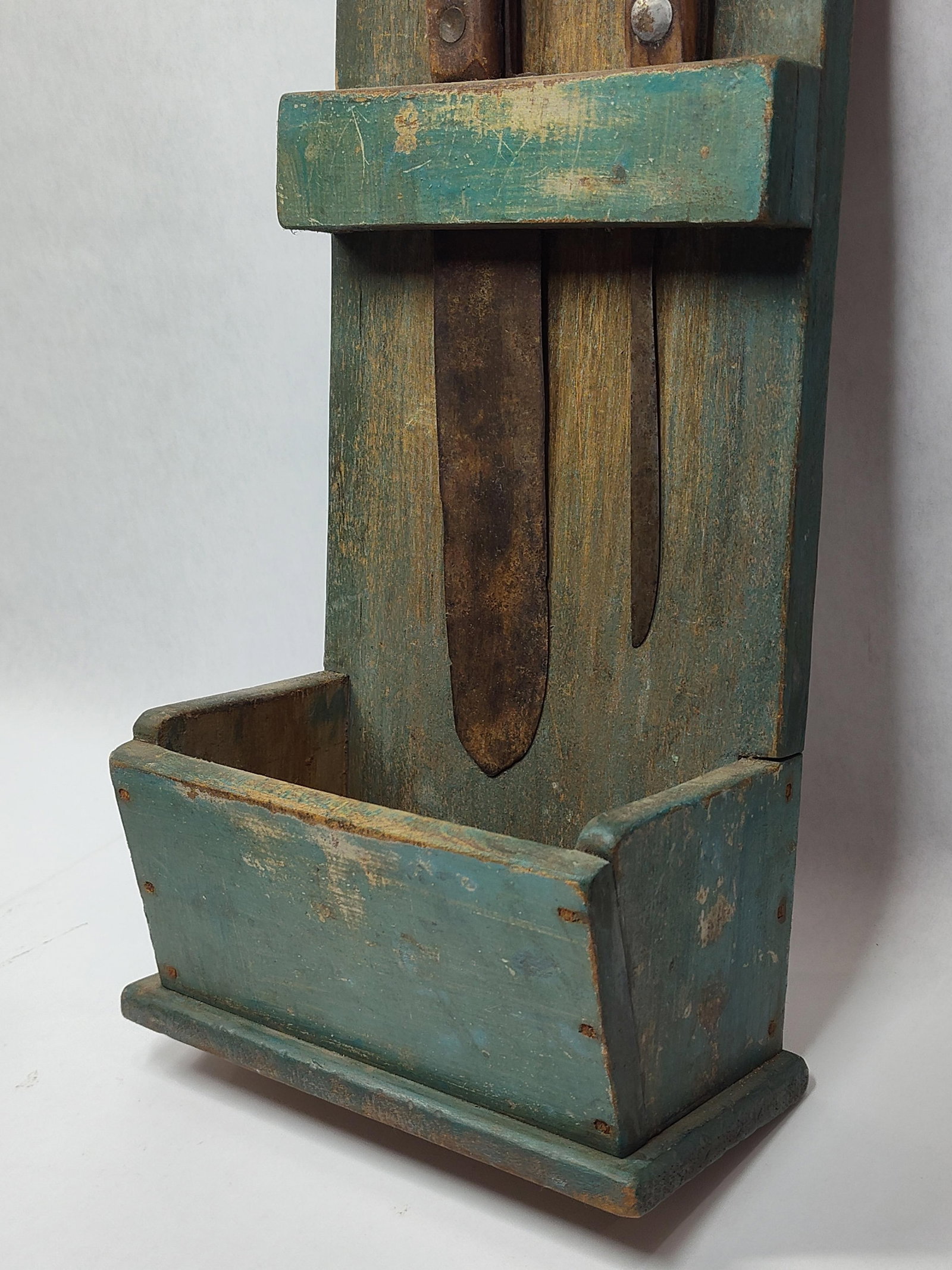 Great Painted Knife Rack with Box - 3