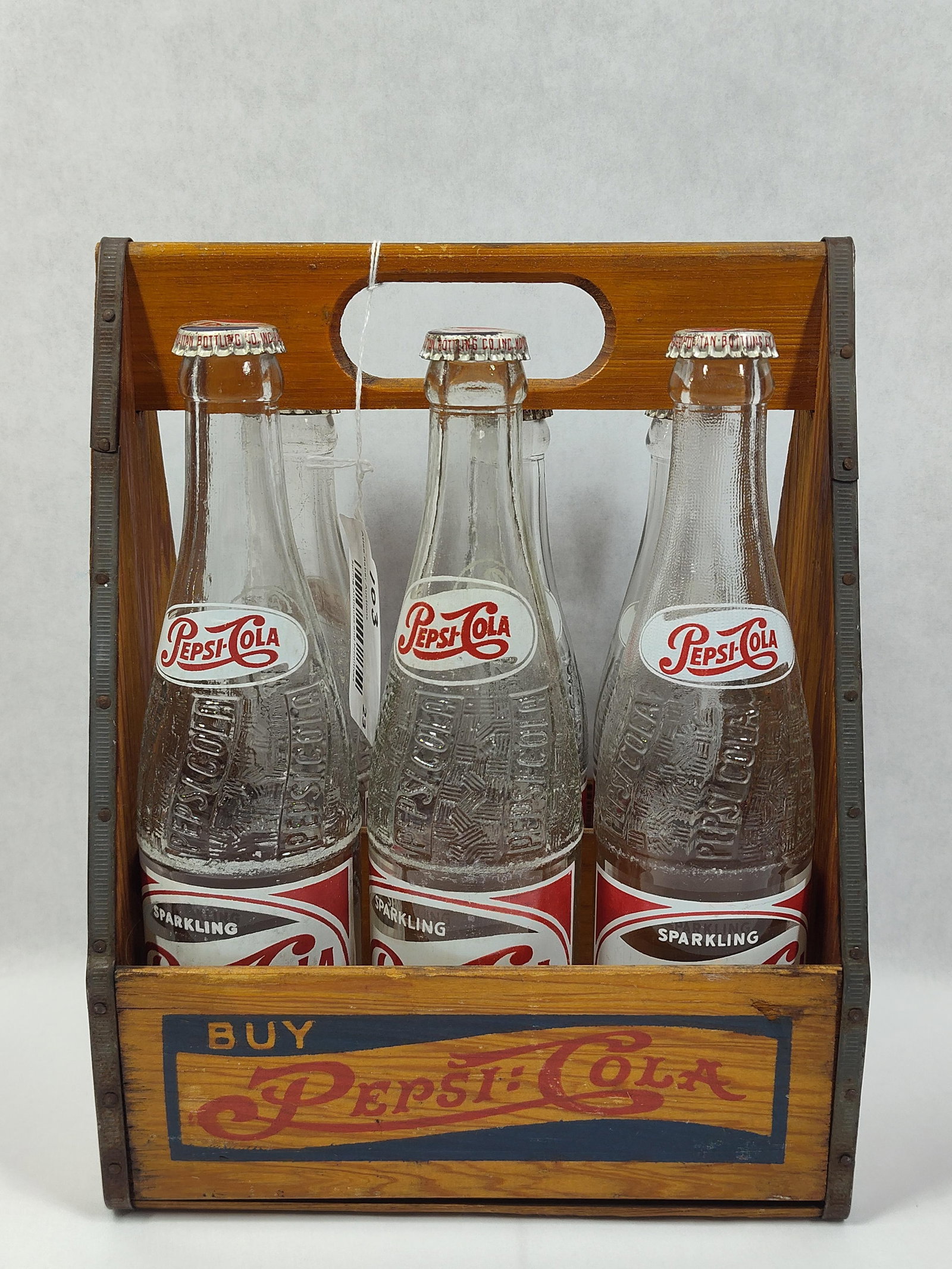 Pepsi:Cola 6-pack Carrier with bottles: Double Dot carrier with 3- 8oz and 3- 12oz bottles. Bottles are matching but not Double Dot.